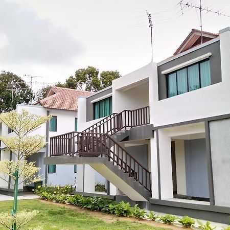 Desaru, Bayu Balau Beach Resort Bandar Penawar Esterno foto
