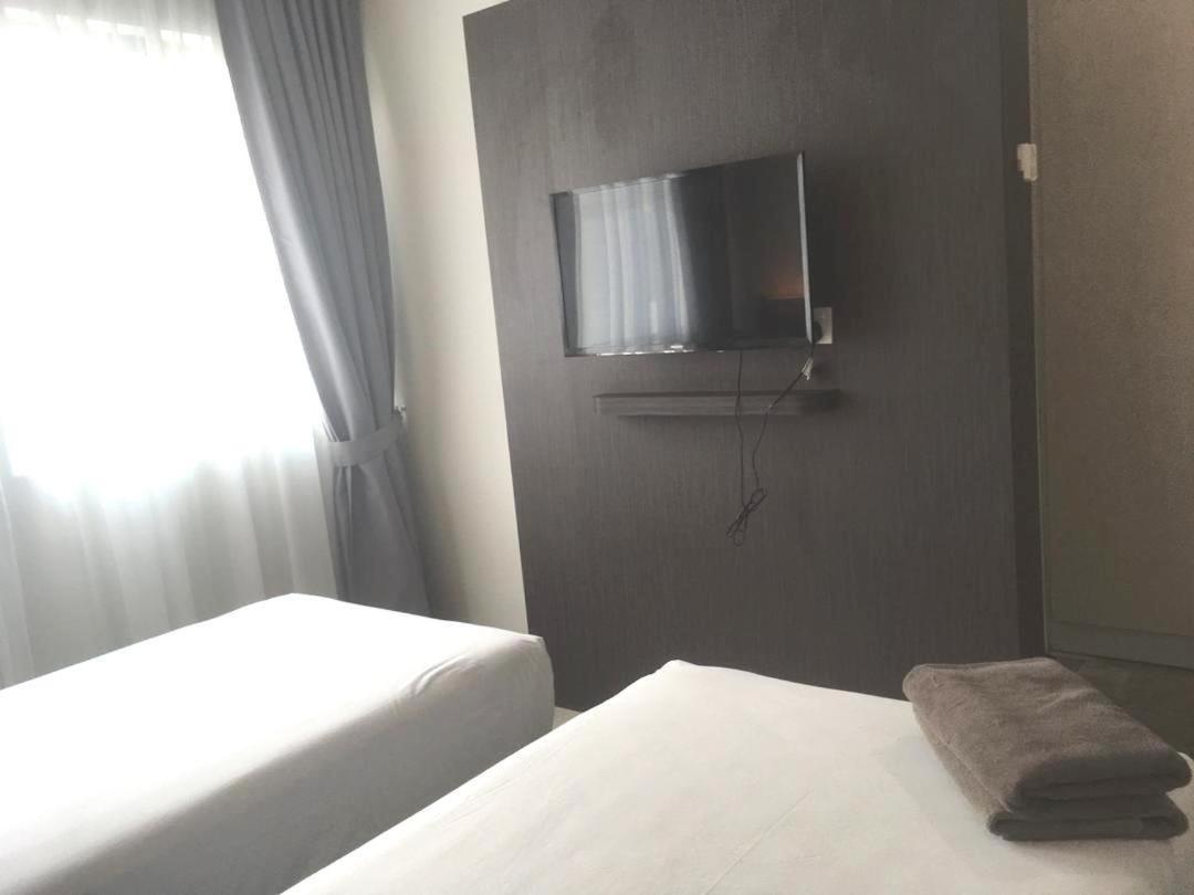 Desaru, Bayu Balau Beach Resort Bandar Penawar Esterno foto