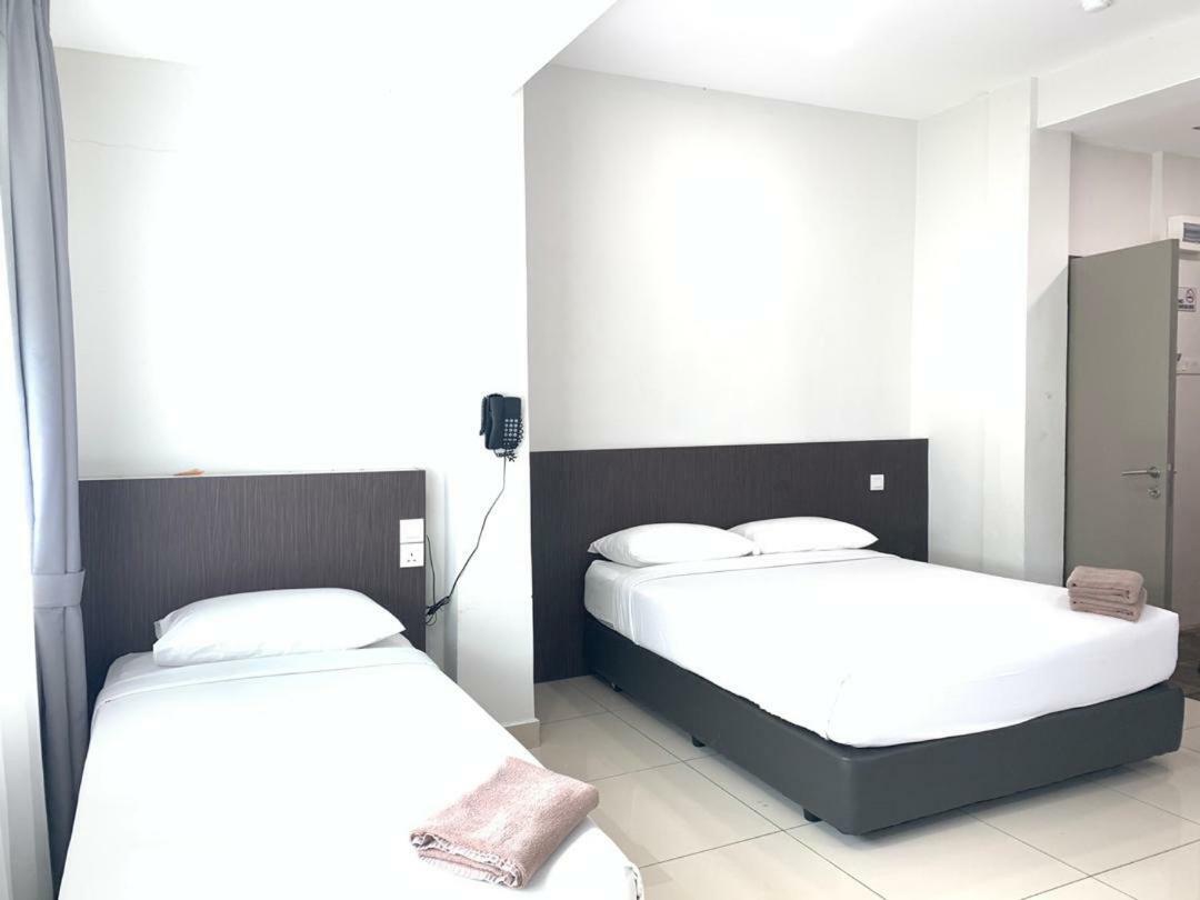 Desaru, Bayu Balau Beach Resort Bandar Penawar Esterno foto